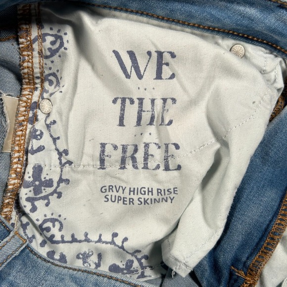 We The free Grvy High Rise Super Skinny Jeans Women's 30 Blue Denim 5-Pockets - Picture 4 of 10